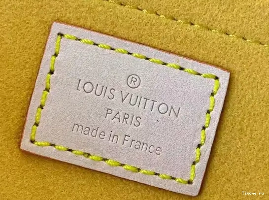 Affordable VUITTON HANDBAG LOUIS PLEATY 0629